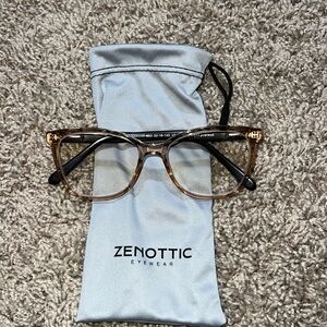 Zenottic Eyewear blue light glasses. NEW